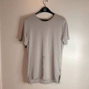 Homme + Femme NWT Men’s Shirt in excellent condition size Xl